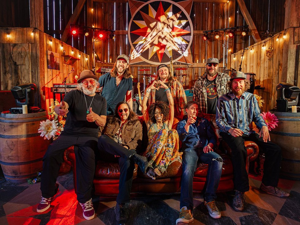 The members of People Brothers Band.