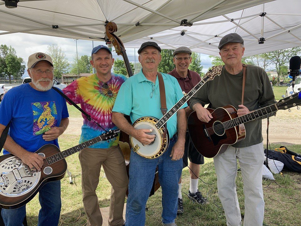 SoundBillies and instruments.